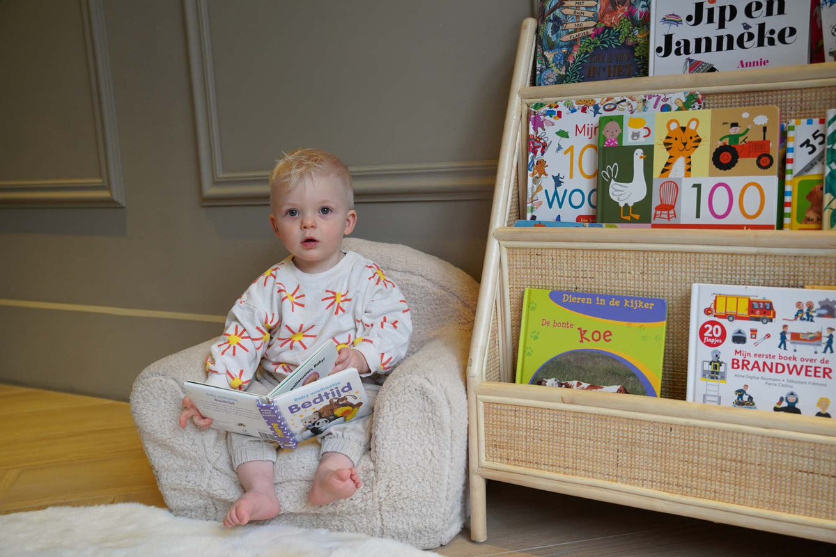 Kinderboekenkast rotan